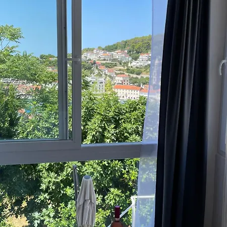 Yukka Comfor Center Hvar With Parking *